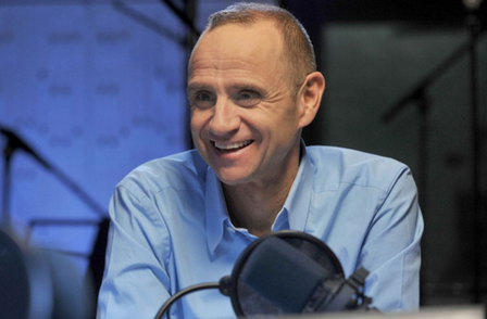 Evan Davis to step into Jeremy Paxman's shoes at Newsnight